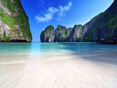 Maya Beach Phi Phi island Tours Phuket by Speed Boat Catamaran