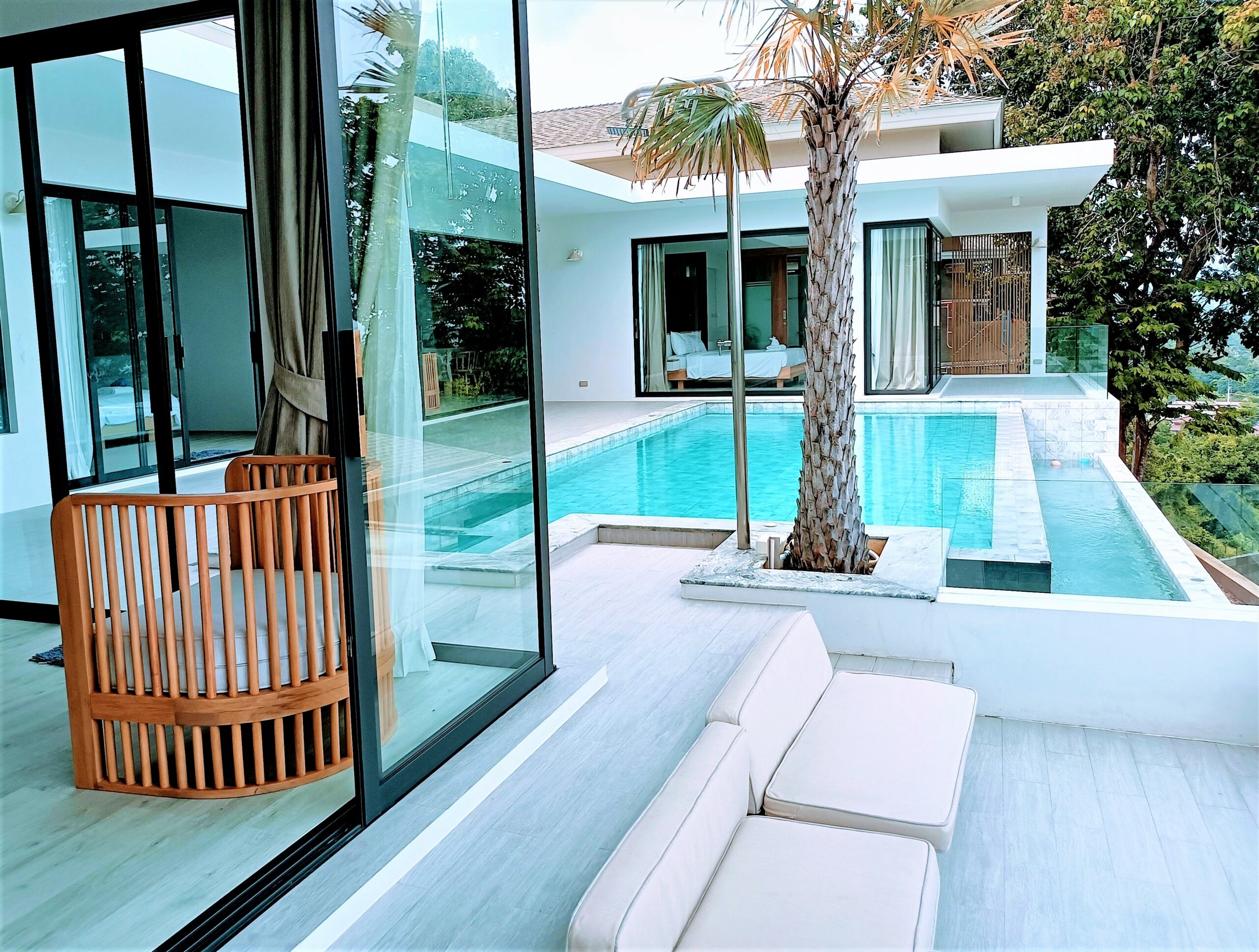 Private Ocean Pool Villa for rent Phuket Rawai Beach Thailand